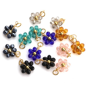 Pendentifs en forme de fleur de cristal, breloques en forme de marguerite, imitation perle, bijoux faits à la main pour boucles d'oreilles, usage quotidien, unisexe - Product Image 1