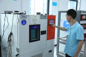 กล้องถ่ายภาพความร้อนอุตสาหกรรม R1 รับประกัน 1 ปี มาตรฐานป้องกัน IP54 ซูม 2 เท่า กล้อง 500MP ระยะตรวจจับ 0.5-120 เมตร ความแม่นยำสูง 25 <span class=keywords><strong>FPS</strong></span> - Product Image 5