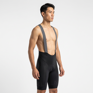 Cuissard de cyclisme noir ajusté pour homme avec bretelles grises, en Spandex et Nylon, anti-humidité, longueur courte, style adulte - Product Image 1
