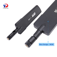 Alta ganancia 18dBi 600-6000Mhz Antena WiFi Banda ancha Lte 4G 5G Panel de goma Antena plana