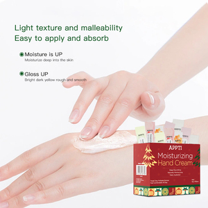 Crème pour les mains en édition cadeau de Noël, marque privée, naturelle, biologique, 5 extraits de plantes, nourrissante, rafraîchissante, soin quotidien de la peau des mains - Product Image 1