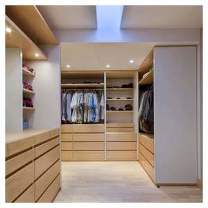 Armario Moderno Personalizado con Marco Dorado para Dormitorio, de Alta Calidad, con Puertas de Vidrio y Estantes de Exhibición, a Precio Accesible - Product Image 4