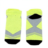 Chaussettes de sport pour hommes en nylon à compression professionnelle, de haute qualité, personnalisées, OEM, athlétiques, à séchage rapide, Coolmax, pour la course à pied et la salle de sport