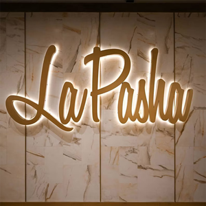 Dropshipping Enseigne en acrylique personnalisée en métal Enseigne circulaire rétroéclairée avec logo en or en forme de lettre pour mur d'affaires et de magasin en plein air - Product Image 6