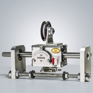 REALMAX Enrouleur de fil à bobine à entraînement par anneau roulant et rouleaux de guidage linéaire GP15C pour équipement de câblage et enrouleur à entraînement transversal - Product Image 1