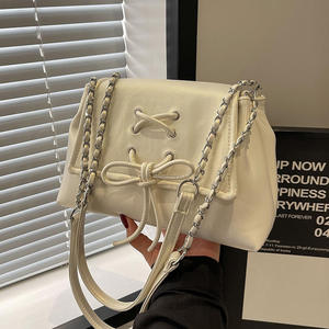 Sac à bandoulière carré plissé pour femme, couleur unie, style doux et féminin - Product Image 4