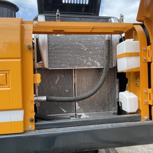 รถขุดไฮดรอลิกแบบตีนตะขาบ HYUNDAI 220LC-9S มือสอง ขนาด 22 ตัน เครื่องจักรก่อสร้าง - Product Image 6