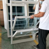 Ventana Corredera Vertical de PVC Moderna con Función de Inclinación Interior para una Buena Ventilación y Seguridad en Uso Residencial