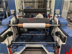 Máquina de Soplado de Película Plástica de Coextrusión de Alto Rendimiento QS-ABA800 para LDPE y HDPE, para una Producción Eficiente - Product Image 5