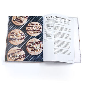 Artbook personalizado a todo color de impresión de lámina de oro estampado libro de tapa dura - Product Image 6