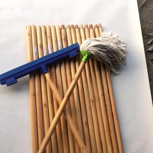 Venta caliente nueva línea americana <span class=keywords><strong>palo</strong></span> <span class=keywords><strong>de</strong></span> <span class=keywords><strong>escoba</strong></span> <span class=keywords><strong>de</strong></span> madera barnizada <span class=keywords><strong>palo</strong></span> <span class=keywords><strong>de</strong></span> mopa y mango <span class=keywords><strong>de</strong></span> <span class=keywords><strong>escoba</strong></span> al por mayor juego <span class=keywords><strong>de</strong></span> recogedor y escobas - Product Image 3