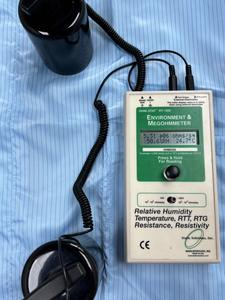 Combinaisons antistatiques en polyester KAWAZAKI pour salle blanche Vêtements de travail ESD à rayures de 5mm pour l'électronique Vêtements de sécurité d'usine Niveau - Product Image 3