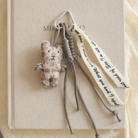Nouveau porte-clés ours en tissu marron pour l'automne et l'hiver, pendentif de sac en peluche doux et moelleux en forme de cœur
