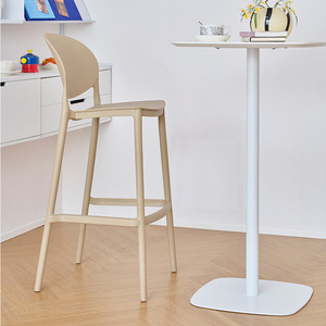 Silla de <span class=keywords><strong>Bar</strong></span> Moderna Minimalista con Respaldo, Apilable, para Cocina Comercial, Taburete Alto, Silla de Comedor de Plástico Creativa de Diseño - Product Image 3