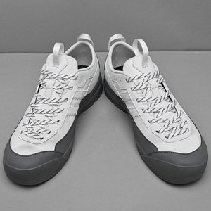 Chaussures d'extérieur légères et respirantes pour hommes et femmes, parfaites pour la randonnée et les sports - Product Image 3