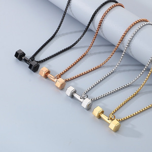 Collar con mancuernas personalizado, joyería de gimnasio de acero inoxidable para hombres y mujeres, colgante de placa de peso intercambiable - Product Image 1