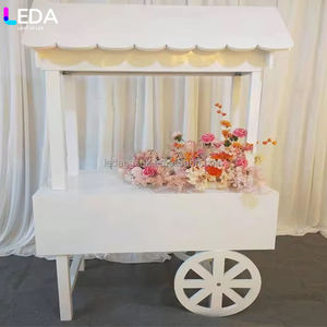 Carrito de Dulces de Acrílico Blanco para Decoración de Bodas y Fiestas, Venta Directa de Fábrica LEDA, Personalizable - Product Image 1