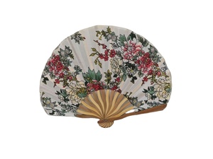 Éventail pliant artisanal de style samouraï japonais, design unique et traditionnel avec motifs floraux et anges, idéal pour les voyages en extérieur et la fraîcheur. - Product Image 4