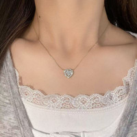 Collier Pendentif Réglable en Or Jaune 18K avec Diamant de Laboratoire Cœur Battant et Coupe Fine, Bijoux Fins, Charm Délicat, Chaînes Tendance