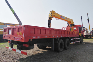 Grúa Montada en <span class=keywords><strong>Camión</strong></span> Dongfeng de Servicio Pesado 6X4, 15 m, MOOG, Motor Cummins de 240 HP, Potente Motor de Engranajes, Solución de Transporte Eficiente - Product Image 3