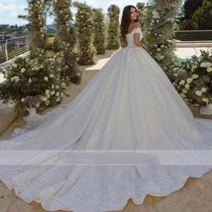 NDB10550 Nouvelle robe <span class=keywords><strong>de</strong></span> <span class=keywords><strong>mariée</strong></span> française à épaules dénudées en dentelle à traîne, <span class=keywords><strong>grande</strong></span> <span class=keywords><strong>taille</strong></span> - Product Image 3