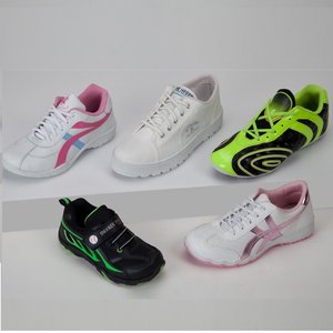 Máquina de Moldeo por Inyección y Unión de Suelas de PVC Rotativa Automática de Tres Colores Tipo DIP - Product Image 5