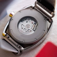 Montre mécanique automatique très vendue, montre durable, montres-bracelets pour hommes, mouvement automatique à remontage automatique, étanche, affichage de la date