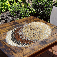 Set de table classique en or et tapis de table Jute Rond PVC Wipeable Tapis de table à manger en vinyle antidérapant pour mariages en plastique
