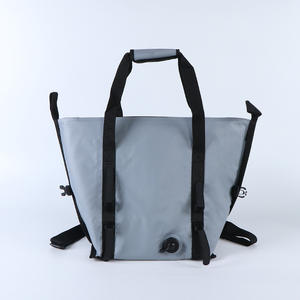 Sac à dos de pêche personnalisé grande capacité, thermique, souple, en PVC épaissi, imperméable, pour la protection des poissons en extérieur - Product Image 2