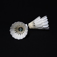 Bestseller Linton LT-02 Hochwertige Entenfeder Weiße Badminton-Federbälle mit A+++ Flugqualität