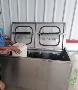 Lavadora De Bidones Pet De 20 Navafora De Bodones Pet De 20 200ml Emballage d'huile Bouteille en plastique 500g Bouteille en plastique 500g en plastique - Product Image 3