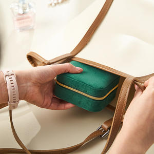 Boîte à bijoux multifonctionnelle portable de voyage - Product Image 4