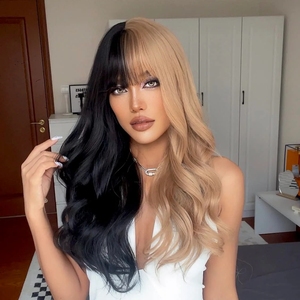 Nhà Máy Bán Buôn Giá Vàng Và Màu Đen Dài Xoăn Tổng Hợp Tóc Giả Tóc Với <span class=keywords><strong>Bangs</strong></span> Cosplay Giáng Sinh Halloween Hai <span class=keywords><strong>Tone</strong></span> Tóc Giả - Product Image 4
