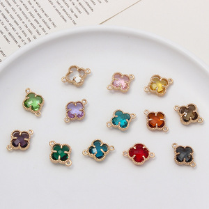 จี้คริสตัลรูปใบโคลเวอร์สี่แฉกประดับด้วยพลอยหลากสีขนาด 12*17 มม. พร้อมตัวเชื่อมสองด้าน สำหรับทำเครื่องประดับ DIY - Product Image 2