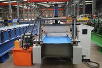 Machine de formage à rouleaux pour toitures avec moteur à boîte de vitesses et roulement haute productivité