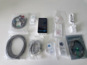 Différents modèles de moniteurs vétérinaires portables Bluetooth DMSM04, moniteur patient vital multiparamètres, moniteur vétérinaire mobile portable - Product Image 5