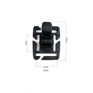 Fivela de gancho de plástico para mochilas, fivela de plástico preta giratória para bolsas e mochilas - Product Image 1