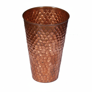 Verre en cuivre pur fait à la main pour le stockage de l'eau et le service aide à purifier l'eau soutient le bien-être et la routine de vie saine - Product Image 1