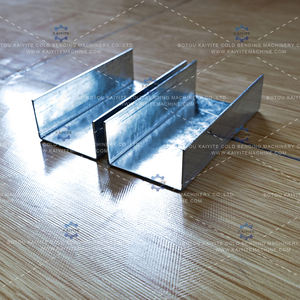 Máquina formadora de rollos de canal en <span class=keywords><strong>U</strong></span> de fondo ancho de alta eficiencia: Corte continuo, producción de alta velocidad, equipo de grado industrial - Product Image 2