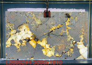 แผ่นหินแกรนิตขัดเงาโปร่งแสงจากบราซิล รุ่นอัลพินัส สำหรับตกแต่งภายในสไตล์โมเดิร์น ใช้ในห้องนั่งเล่น ห้องครัว และเคาน์เตอร์ในวิลล่า - Product Image 2