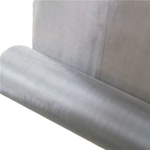 Malla Filtrante Tejida de Acero Inoxidable 5 10 20 304ss, Malla Cuadrada para Filtración de Líquidos con Servicios de Corte, Doblado y Soldadura - Product Image 3