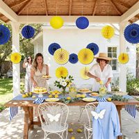 Décorations de fête bleues et jaunes, éventails en papier bleu marine et jaunes, boules en nid d'abeille et lanternes pour anniversaire, baby shower, mariage