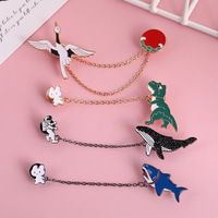 Chine fabricant pas cher personnalisé épinglettes en métal en gros mignon dessin animé Badge requin lapin émail doux Animal broche avec chaîne