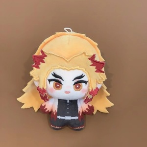 En stock Demon Slayer <span class=keywords><strong>Kimetsu</strong></span> No Yaiba Tomioka Giyu Tokitou Muichirou Kyoujurou Rengoku Poupée en coton de 10 cm Nouveau style À partir de 14 ans - Product Image 3