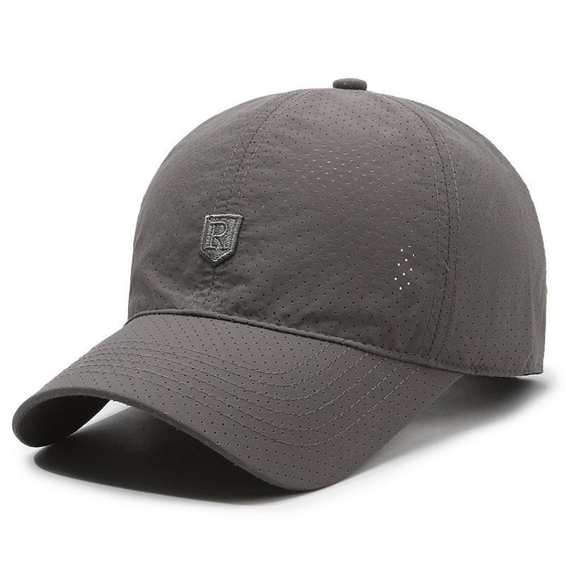 สีเทาเข้ม