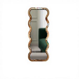 Espejo con Marco de Acero Inoxidable 304 con Acabado PVD, Elegante y de Diseño Irregular para Baño - Product Image 1