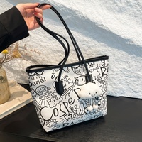 Graffiti toile sac pour femmes 2025 nouvelle mode sac à bandoulière grande capacité sac fourre-tout avec pendentif