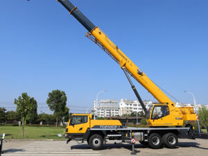 Grúa Hidráulica para Camiones XCT25L4, Elevación Estable para la Construcción de Puentes a Gran Escala y la Instalación de Acero - Product Image 2