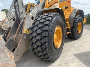 ยางลมคุณภาพสูง OTR E-3/L-3 (E)15.5-25 ยางตันแบบไม่มียางในสำหรับรถตักล้อยาง - Product Image 6