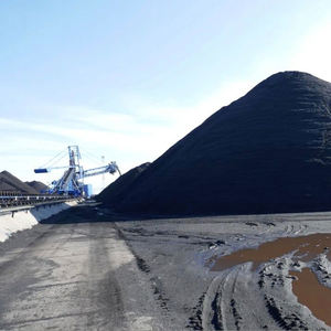 โค้กปิโตรเลียมแคลเซนไนซ์แบบบล็อกขนาดใหญ่ โค้กสำหรับอุตสาหกรรมโลหะ โค้กเชื้อเพลิง กำมะถัน 2% คาร์บอนสูง 98.56% คาร์บอนคงที่ 98.98% โค้กปิโตรเลียมดิบ - Product Image 2